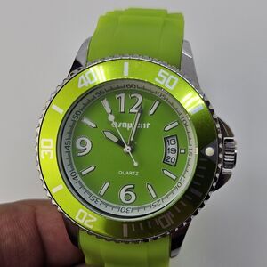 Unisex SAPIENT Watch 40MM Green Dial Green Plastic Bands Date New Battery